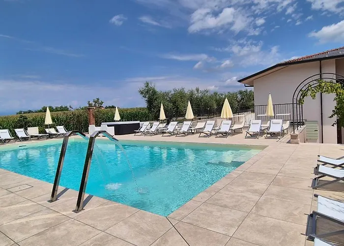 Gardaworld Oasis فندق مبيت وإفطار كاستلْنْيوفو ديل غارد